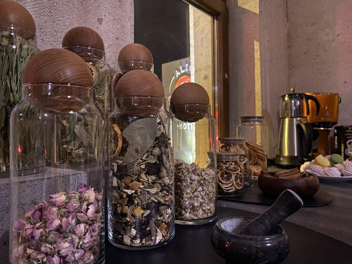 Alice In Cappadocia Hotel Üchisar Bagian luar foto